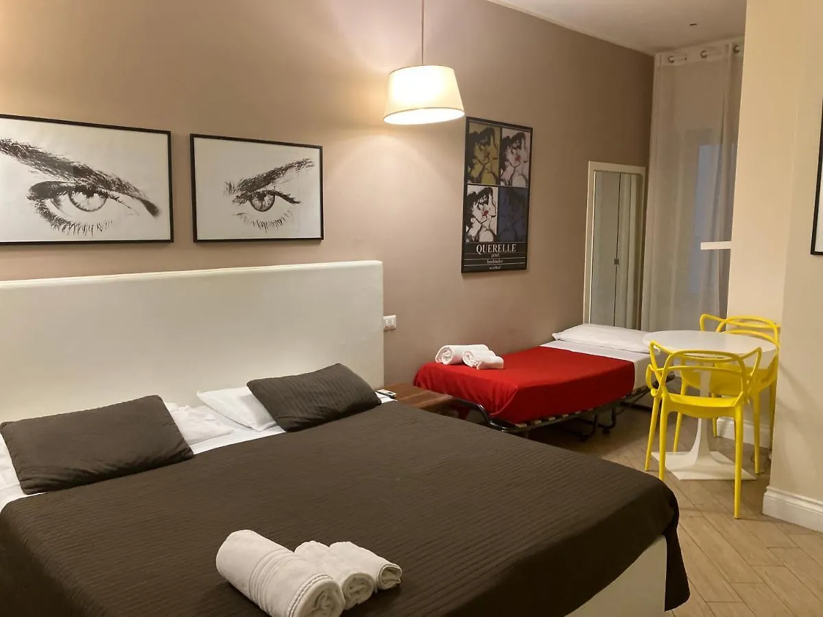 Dependance22 Chiaia Bed & Breakfast Naples Italy