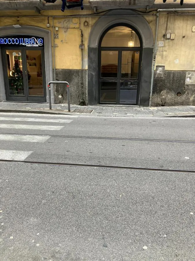 Dependance22 Chiaia Bed & Breakfast Naples Italy